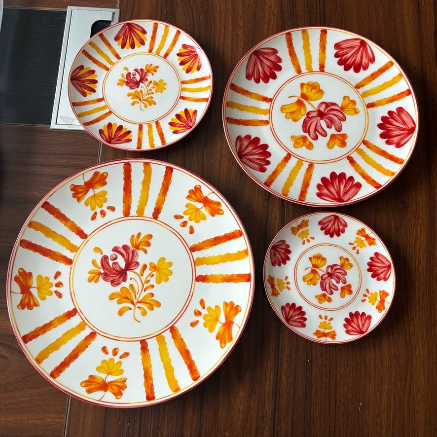 Colored hand-painted flowers Bone China Dinnerware set for wedding party decor ceramic charger plates 